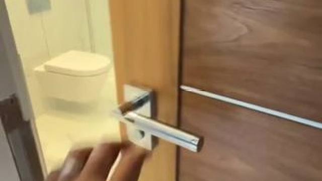 瓷砖强力清洁剂，解决反碱，发黑，发黄，铁锈等问题，厕所清洁的好帮手！