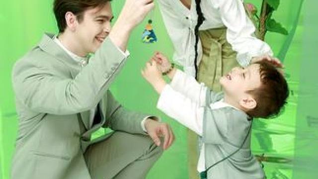 穿新中式过端午吧～和外国老公混血儿子的第一组中式全家福 #端午 #混血家庭#端午节安康 #全家福