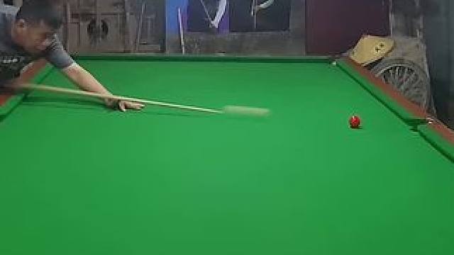 #怎么样才能打台球打得准 #你今天打台球了吗 #台球蒙球名场面 #秀出你的神技能