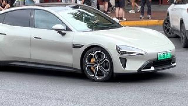 未来豪车会不会被国产智能网联车从新定义 因为小米 卖的真的很多 #街拍豪车 #dou是好车 #小米汽