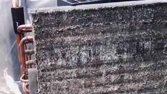 兄弟姐妹们，赶快洗空调了！