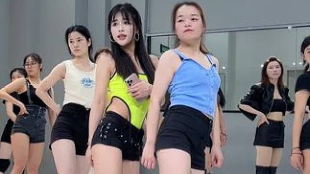 3分钟教会你舞蹈动作，大家学会了嘛 #舞蹈 #成人零基础舞蹈培训 #舞蹈改变人生