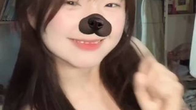 可不可以你把我宠坏 坏到我谁都不敢爱 #宠坏慢动作挑战 #宠坏氛围慢动作甜度满分 #女大学生 #甜妹