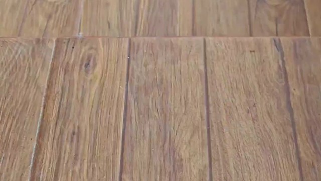 楼梯滚瓶子爆破解压时刻