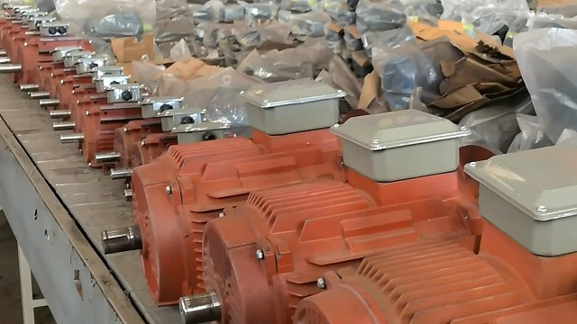 星光不负赶路人，时光不负有心人，逐梦之路，没有躺赢的可能。