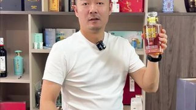 公鳄鱼酒，真材实料的好酒#鳄鱼 #鳄珍 #鳄珍鳄鱼酒