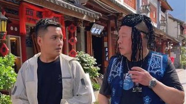 入乡随俗，谁来都得顶一头脏辫，也不管到底好不好看#脏辫