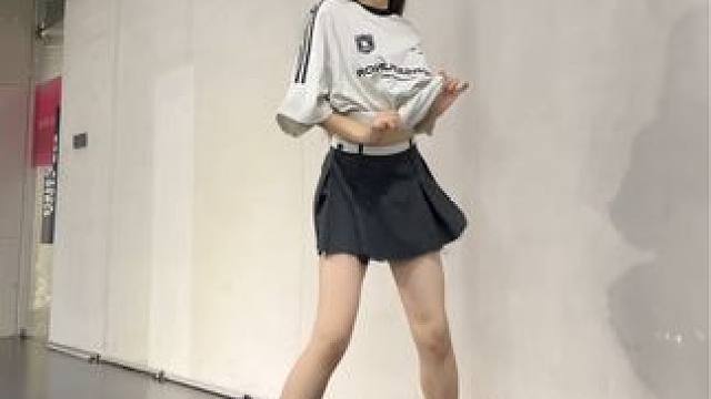 每年复习一下#浅跳一下 #扭一扭