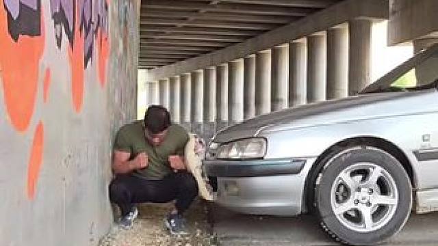 八字不硬就开席了 #专业动作请勿模仿 #国外合法拍摄国内请勿模仿 #机车