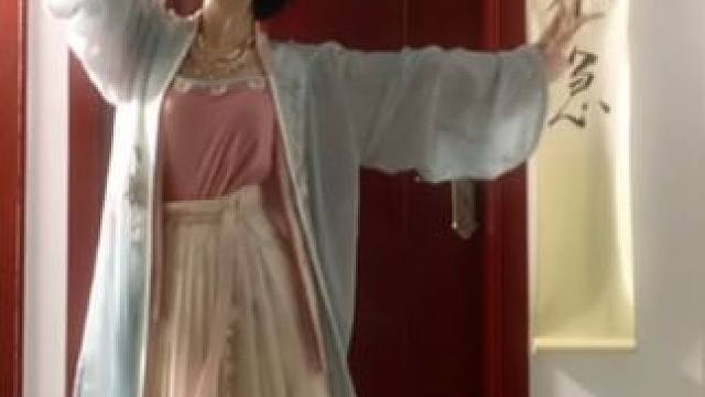 好温柔的音乐！！！ #古典舞 #芳华慢 #古风