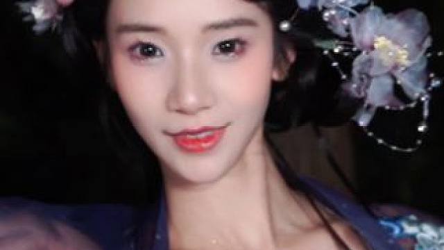 天青色等烟雨，而我在等你~二十四舞坊重新出发！ #古风舞蹈 #仙气飘飘还得是国风汉服 #二十四舞坊