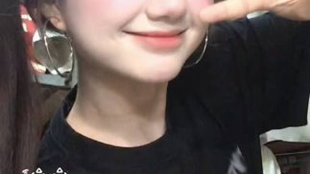 我私下都是甜咸都来的 #女大学生 #大学生的超绝松弛感 #拍了n遍