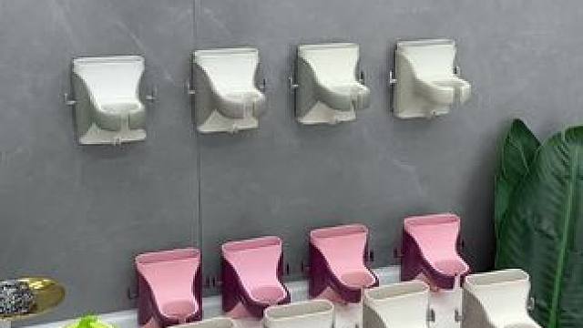 家里的吹风机总是没地方放，就入手了这个吹风机架，这下终于可以解放双手啦！#吹风机架 #好物推荐