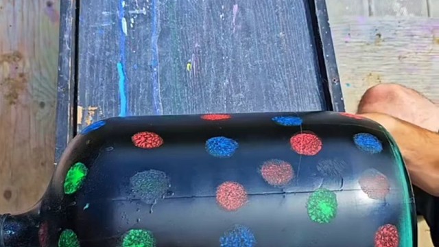 滚瓶子下刀山爆破解压时刻