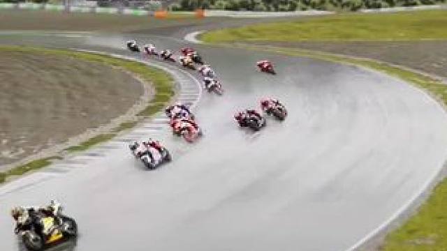 #motogp #摩托车比赛 #贴地飞行 #封闭场地请勿模仿 #motogp王杰