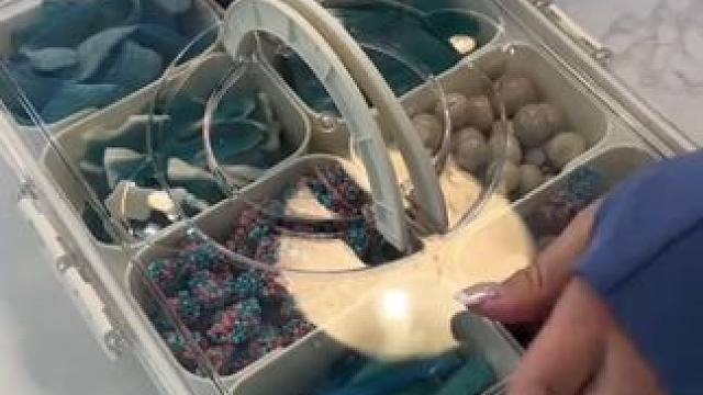 沉浸式收纳整理｜精致女人沉浸式准备蓝色主题零食盒vlog～✨ 
#沉浸式准备零食盒 #蓝色主题零食盒