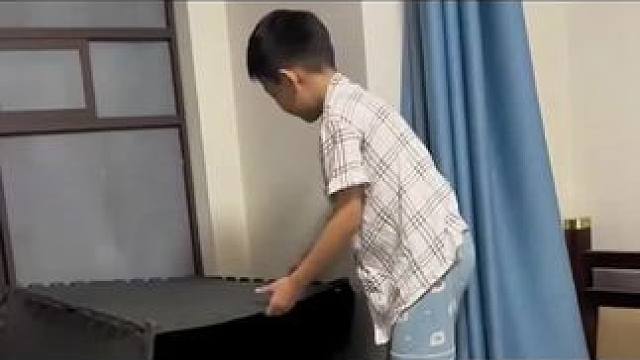 前段时间买的调子有点多，就拿回家了一部份，放店里一部份，本来是想着家里没有用到，就收起来了，前几天搭