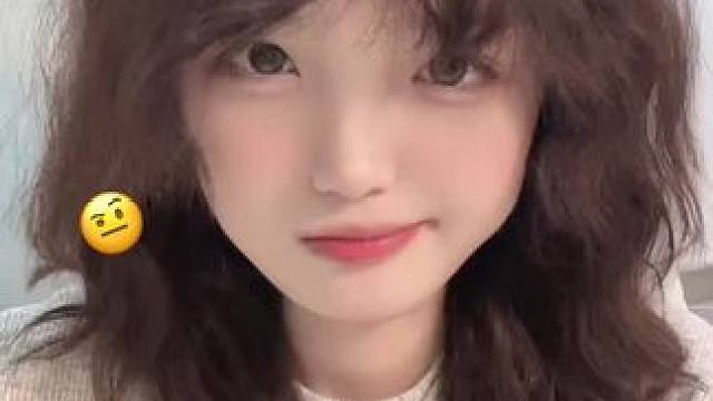 说！你昨天去哪里！ #甜妹 #甜甜的手势舞 #甜妹统治世界