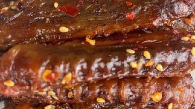 这鸭翅看起来就流口水！！！#好吃到停不下来 #湖南特产 #卤宾汉鸭翅