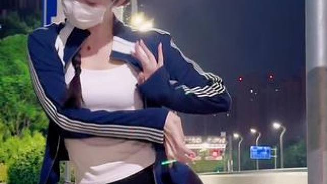 自由一旦漫开，就无边无际，收不回来了。#古典舞#国风