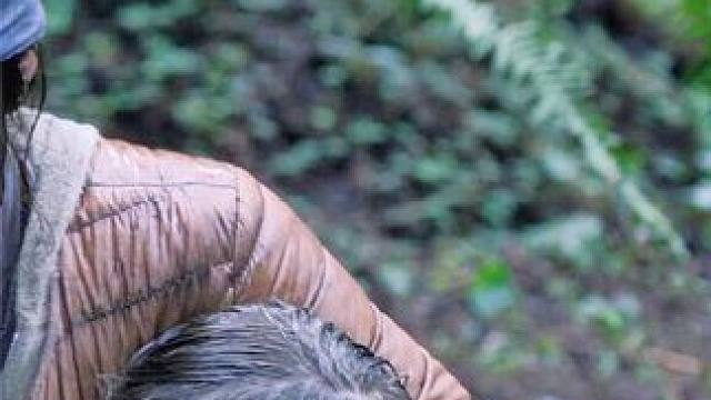 《蒙上你的眼》（3/3集）：这个世界不能看，否则就会丢掉性命，你会怎么办？ #亲情 #奇幻 #悬疑