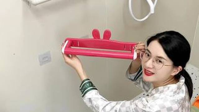 #可伸缩拖鞋架  拖鞋用它收纳不占空间，还能挂毛巾，卫生间干净整洁多了#免打孔  实用省空间 #收纳