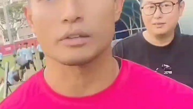 新加坡门将桑尼回到俱乐部训练#欧洲杯