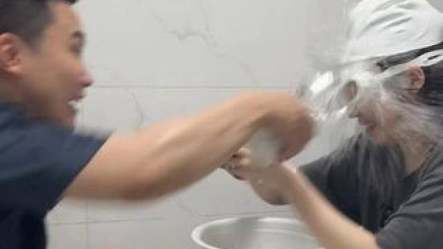 一定要看到最后！！ #情侣 #搞笑 #社恐内向腼腆文静小女生