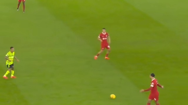 高手对决，往往采用最简单的进攻方式＃欧洲杯