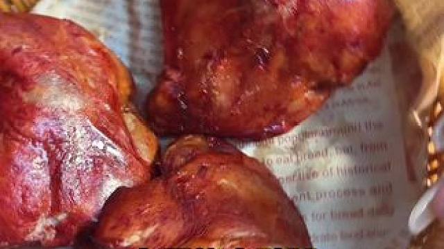 #零食推荐 #鸭货美食 #开袋即食 乡巴佬大鸭腿新货新日期