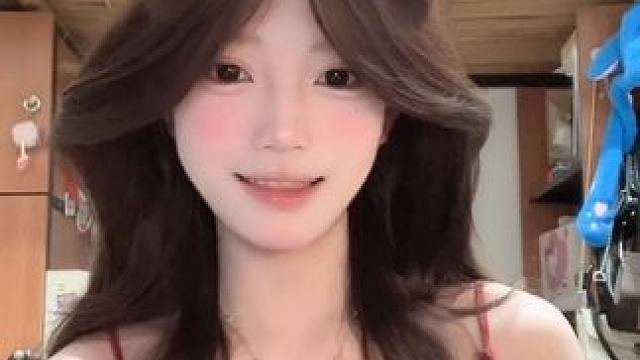 又发现了一个好学滴手势舞
#甜甜的手势舞 #甜妹 #手势舞