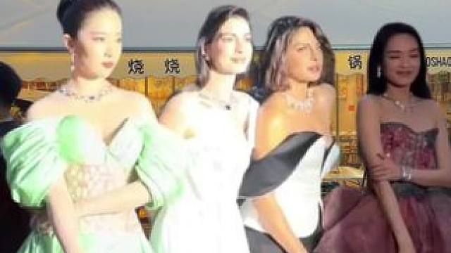昨晚的兔烧烧真是众星云集 #美女如云 #气场全开 #盛装出席 #靓仔靓女