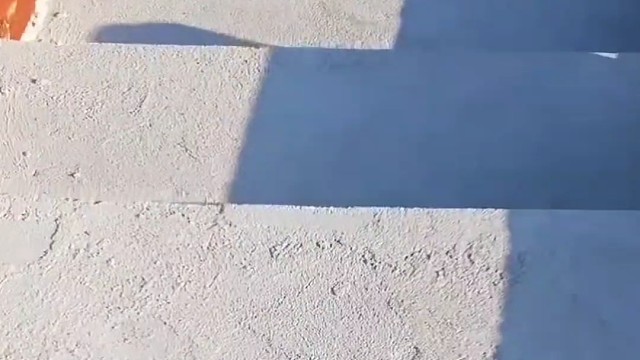 楼梯滚瓶子爆破解压时刻