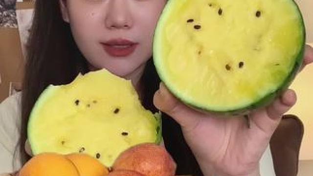 网购水果哪家强！报恩水果来尝尝 #零食推荐 #吃货日常 #水果 #新鲜应季水果 #水果人的日常