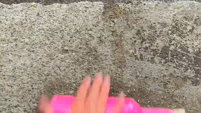 楼梯滚瓶子爆破解压时刻