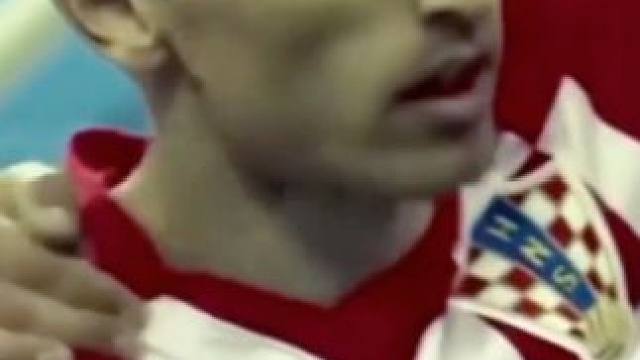 卢卡莫德里奇！完美的诠释了什么是体育精神！#创作灵感 #莫德里奇 #克罗地亚 #欧洲杯 #体育精神