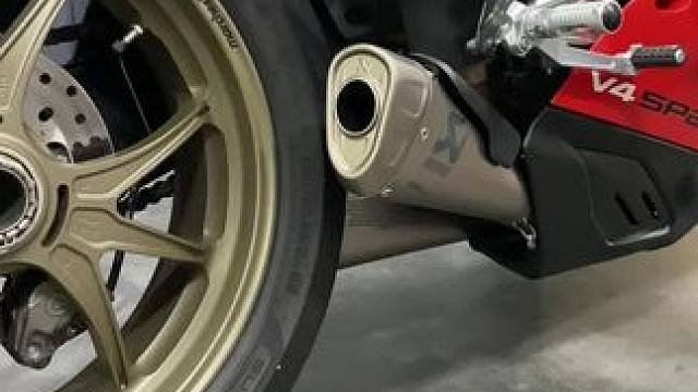 杜卡迪 Panigale V4SP 改天蝎尾段排气管  刷upmap T800+程序 #杜卡迪