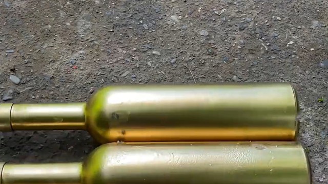 楼梯滚瓶子爆破解压时刻