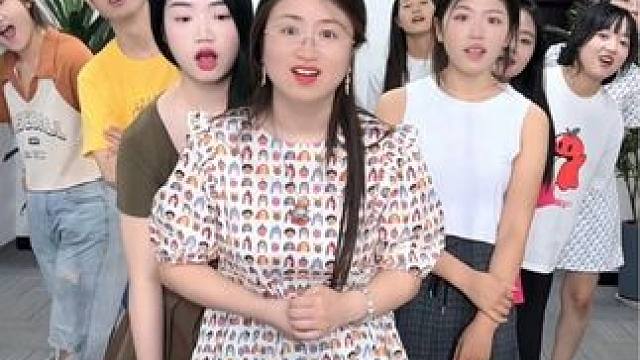 喝饮料拿大奖，哈哈好玩 #办公室游戏 #办公室日常 #盲选 #搞笑