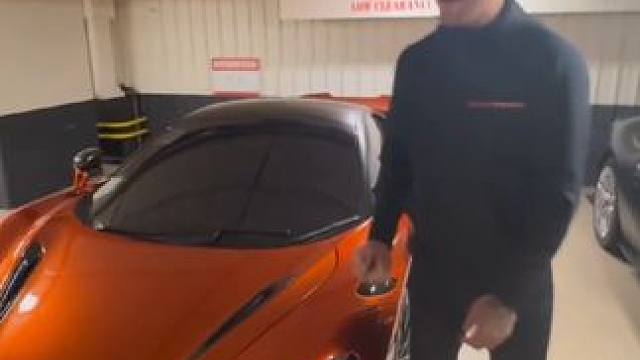 佩雷拉现在也很皮啊#ufc #佩雷拉vs怪鸟 #ufc303 #佩雷拉