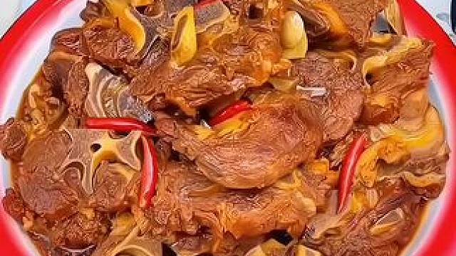 #天海藏 5斤还不过百的原切牛蝎子，肉连着筋太香了!全家都喜欢#牛蝎子#牛脊骨#妈呀太香了#大口吃肉