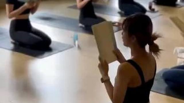 【瀞】6.21 瑜伽日，让我们拿出瑜伽状态，从今天开始 回归自己，看见自己，爱自己如何…#感受身体与