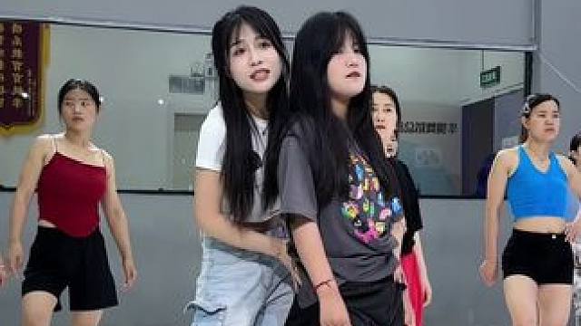 3分钟学会提胯坐胯，大家学会了嘛 #舞蹈 #成人零基础舞蹈培训 #舞蹈改变人生