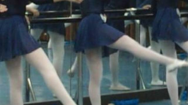 加油努力不放弃 
#舞蹈课堂随拍 #日常练舞记录 #上场吧啦啦队 #我一定会红透半边天的