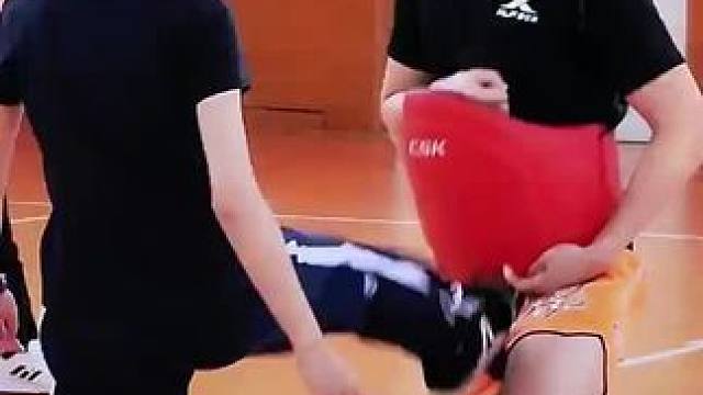 请求大家给此视频赐个标题！谢谢