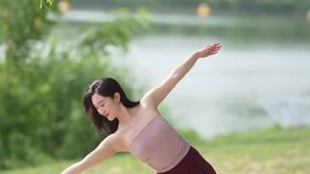 瑜伽练习｜不执着于结果，让结果自然发生 听到很多关于瑜伽的感想，会想着“我都练了一个月了、怎么一字马