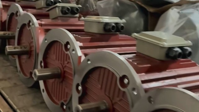 世界上最美的艳遇，是遇见另一个更优秀的自己。