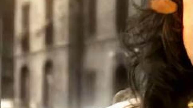 一个神秘造物主，为一个女人专门创造了一个世界， 是什么样子的？《世界因爱而生》1/3  #推荐电影 #情感