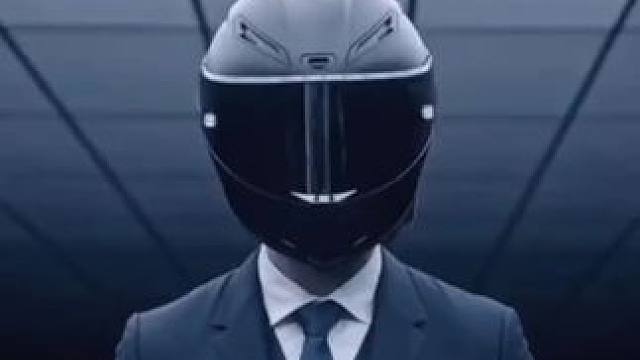 我们出来混的，谁不是三更穷五更富的#面具下的男人 #摩托男孩 #灵魂战车 #杜卡迪街霸 #生来倔强