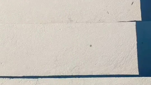 楼梯滚瓶子爆破解压时刻